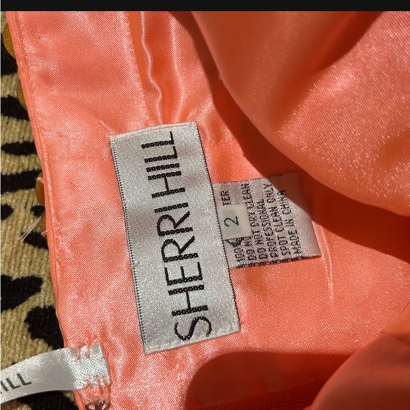 Sherri Hill - Picture 6 of 7